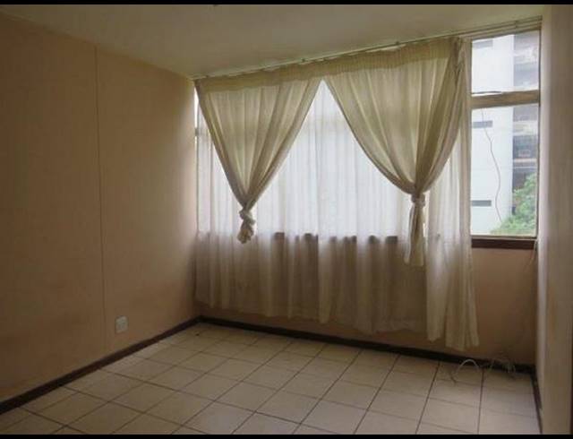 2 BEDROOM APARTMENT FOR SALE IN SUNNYSIDE